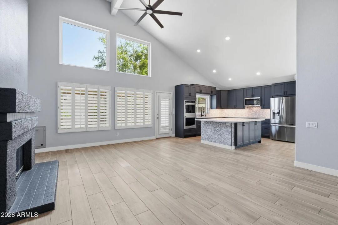 Real Estate Picture 26