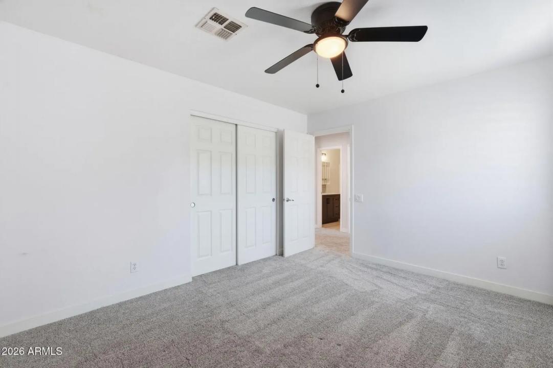 Real Estate Picture 43