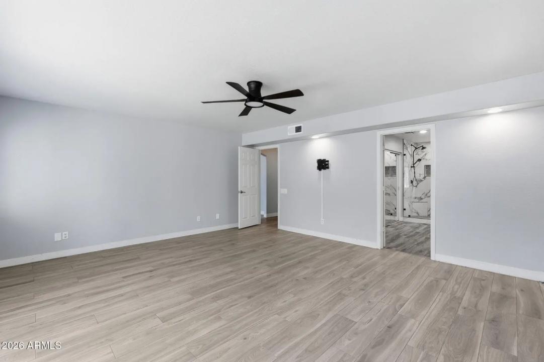 Real Estate Picture 27