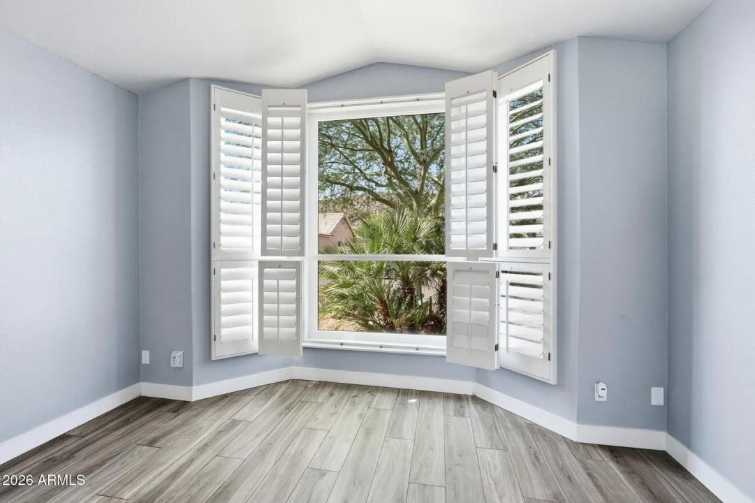 Real Estate Picture 15