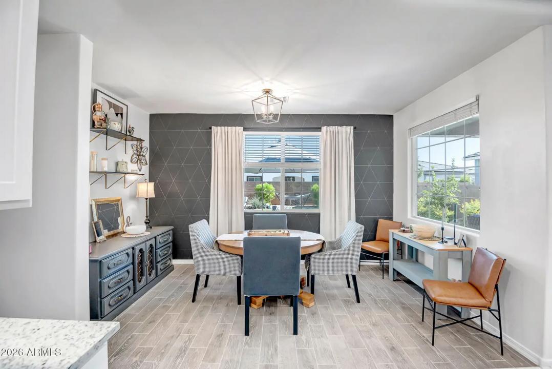 Real Estate Picture 19