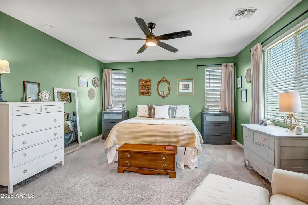 Real Estate Picture 26