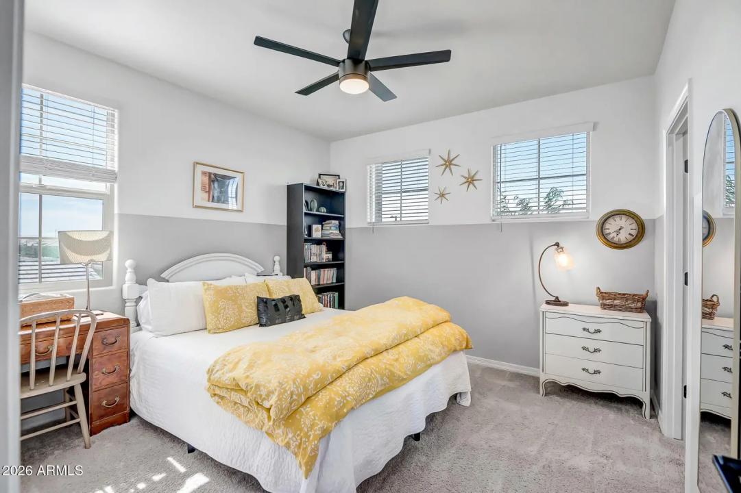 Real Estate Picture 36