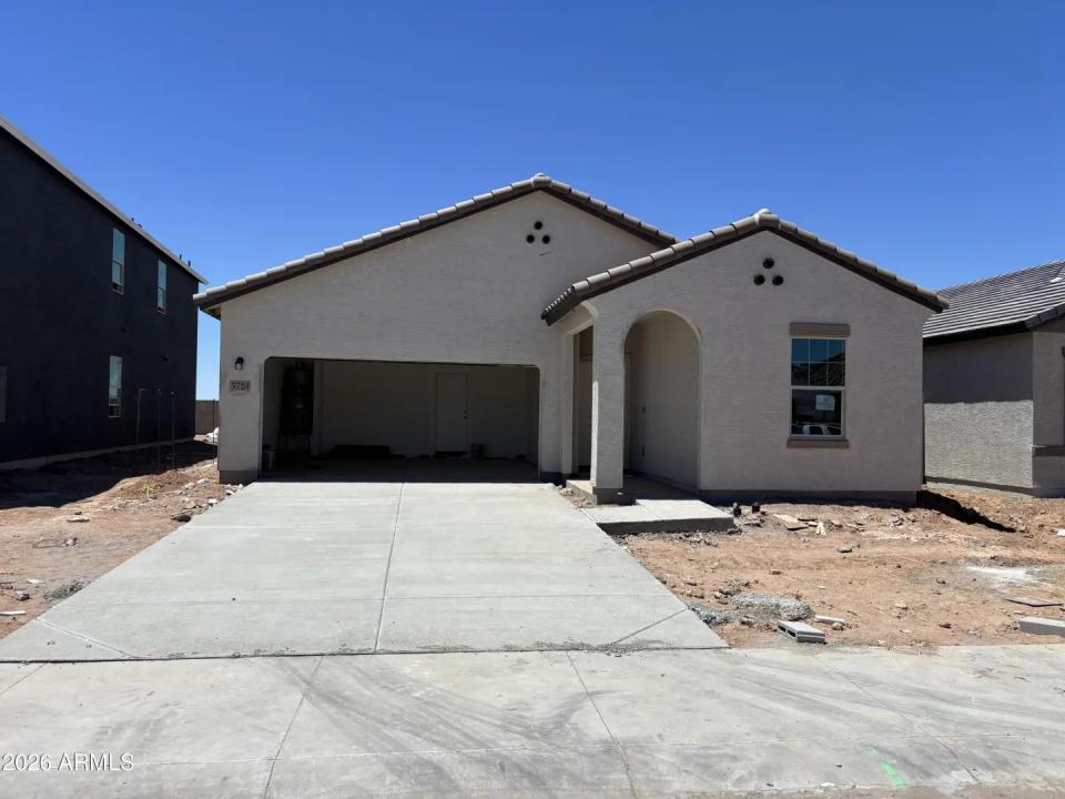 Real Estate Picture 1
