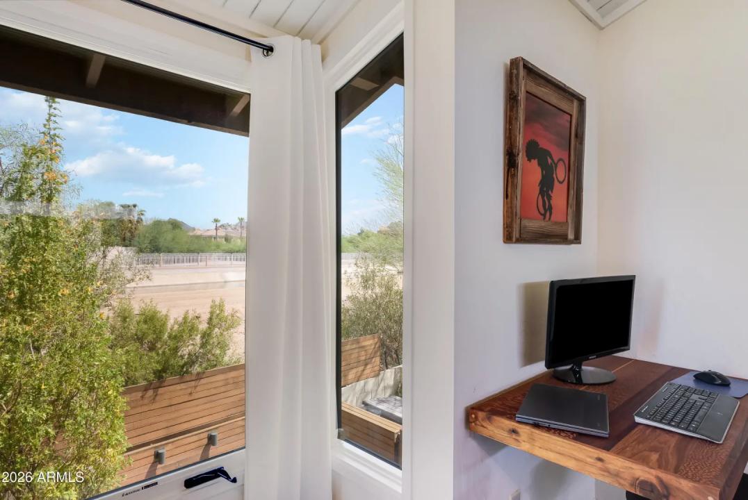 Real Estate Picture 21