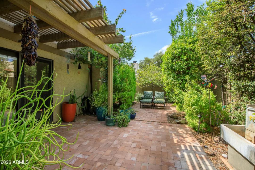 Real Estate Picture 31