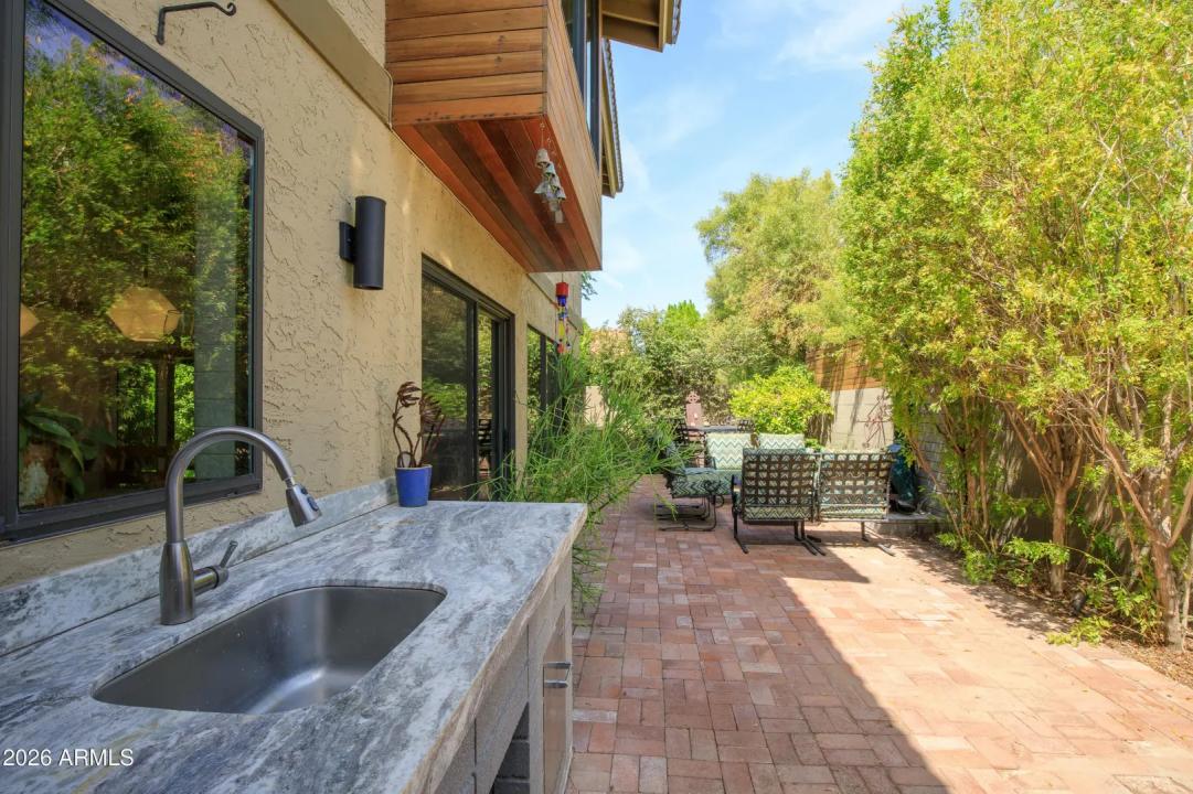 Real Estate Picture 36