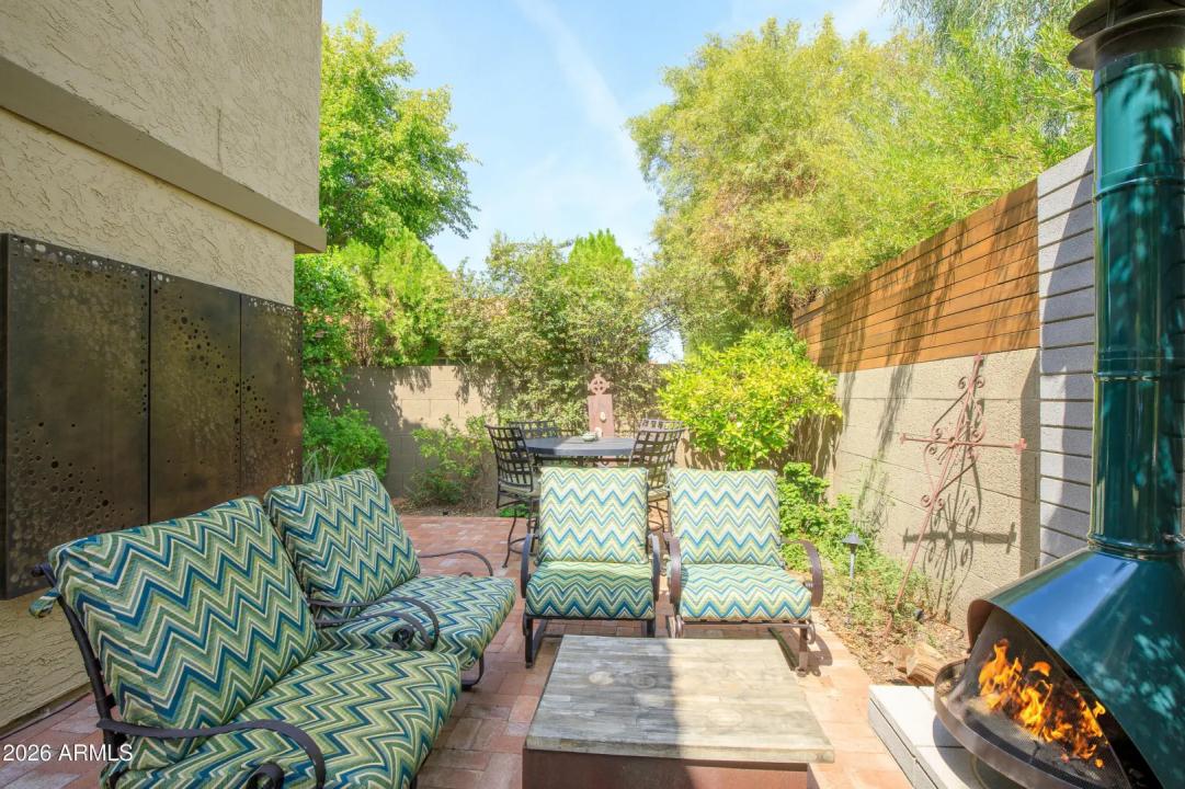 Real Estate Picture 37