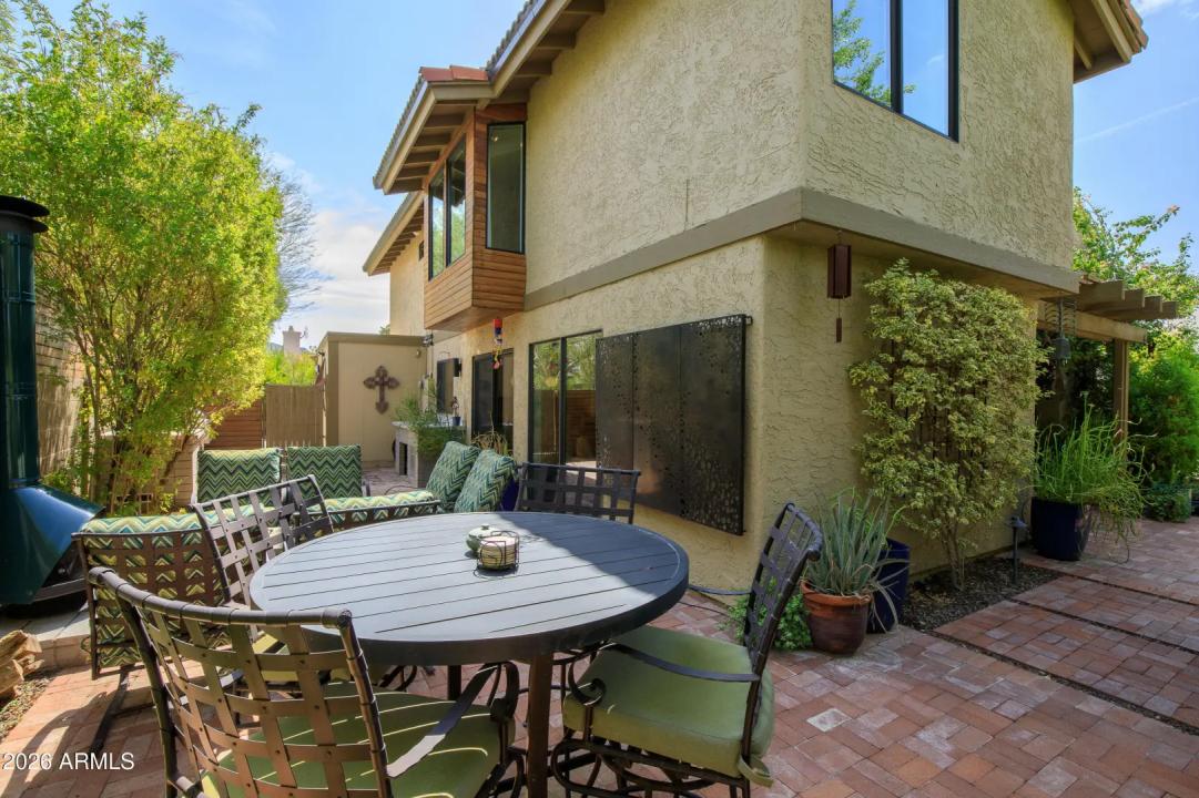 Real Estate Picture 29
