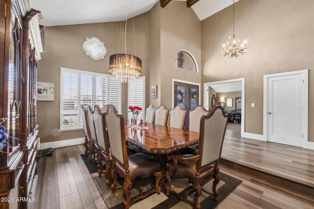 Real Estate Picture 5