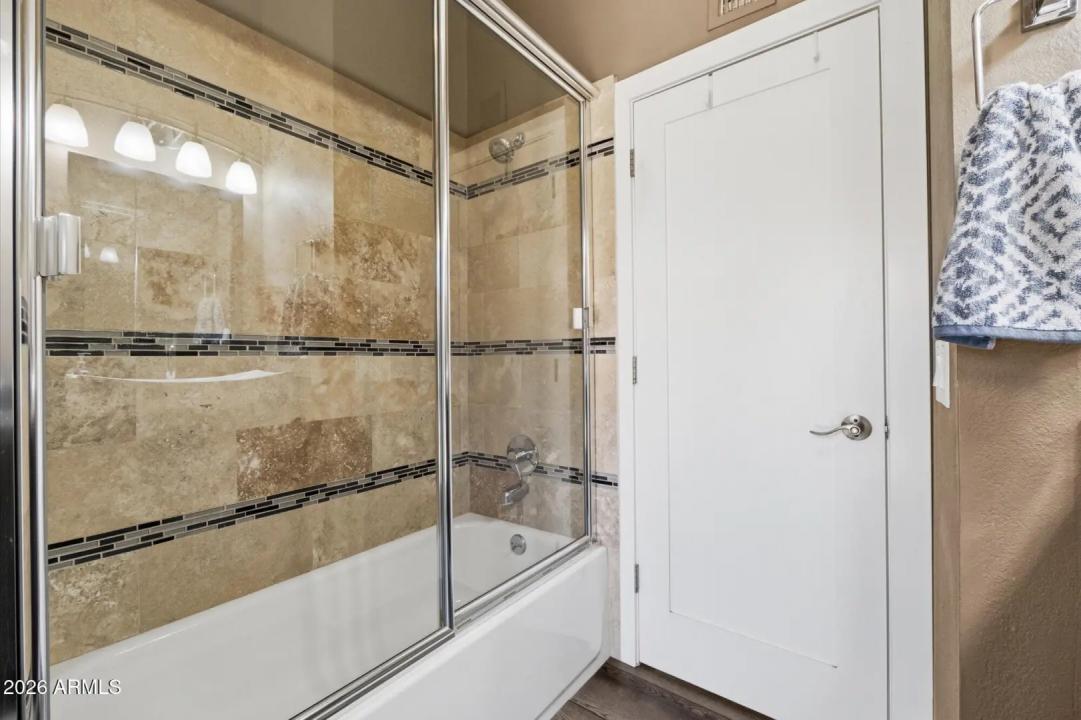 Real Estate Picture 21