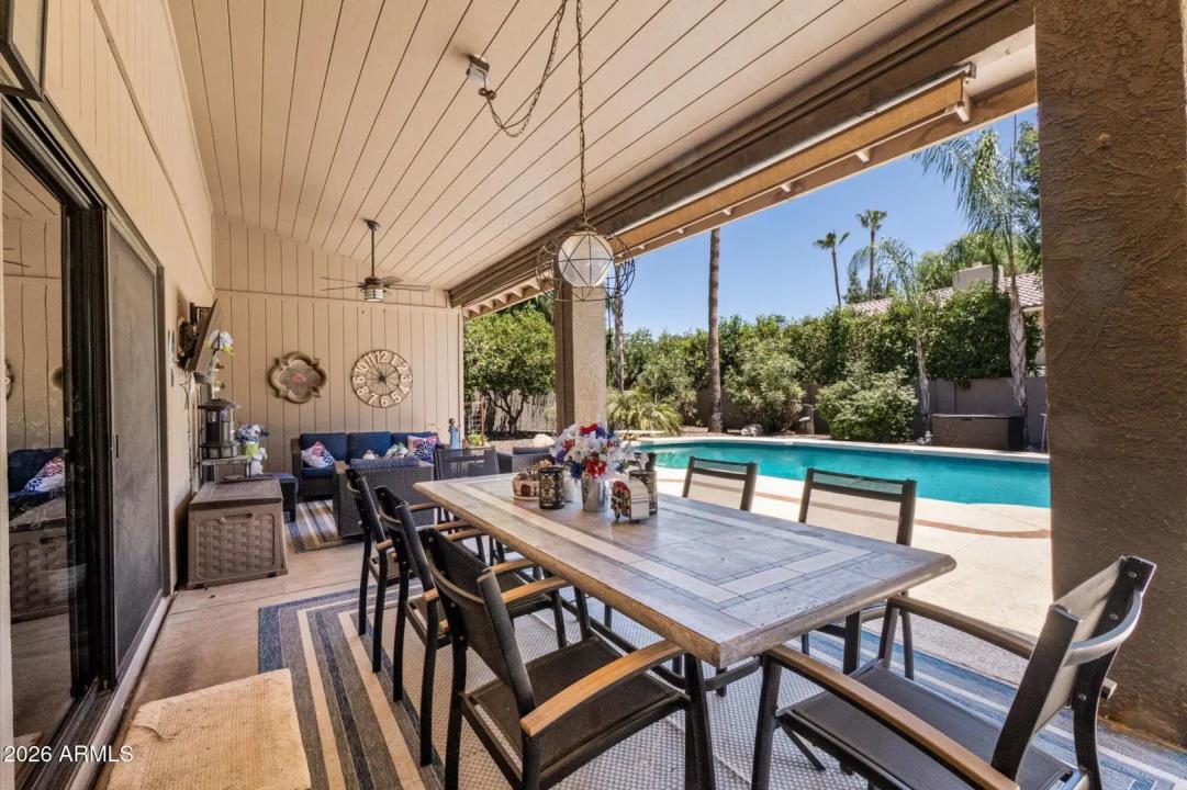 Real Estate Picture 25