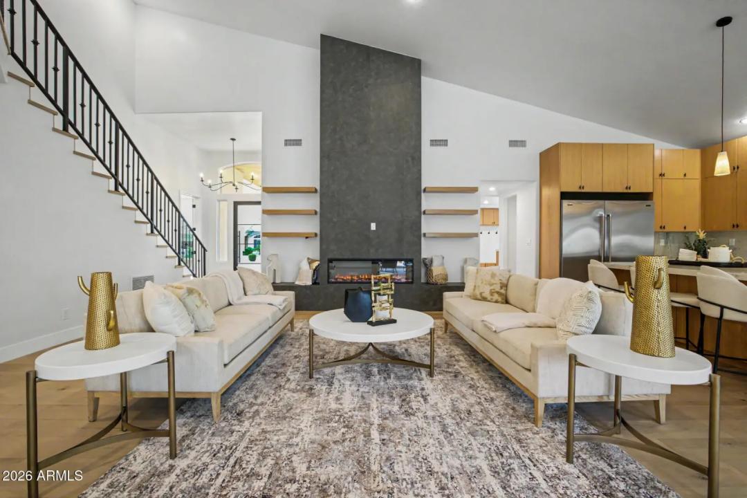 Real Estate Picture 2