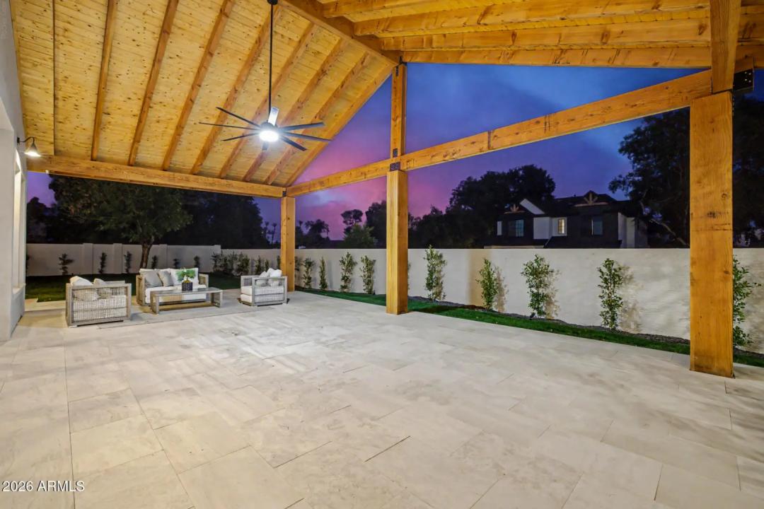 Real Estate Picture 38