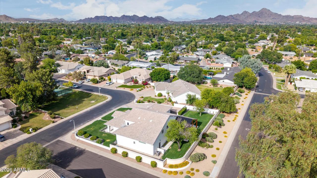 Real Estate Picture 43