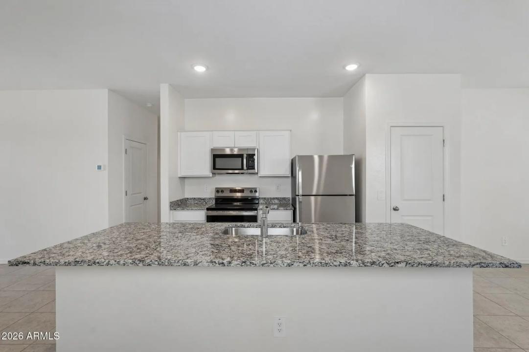 Real Estate Picture 13