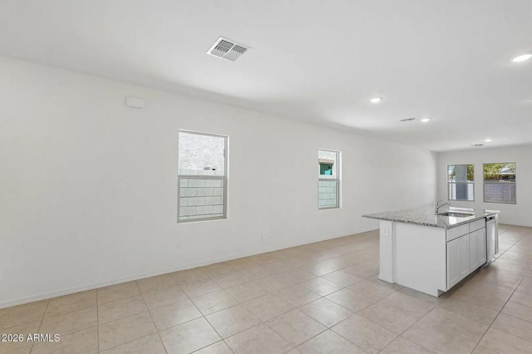 Real Estate Picture 26