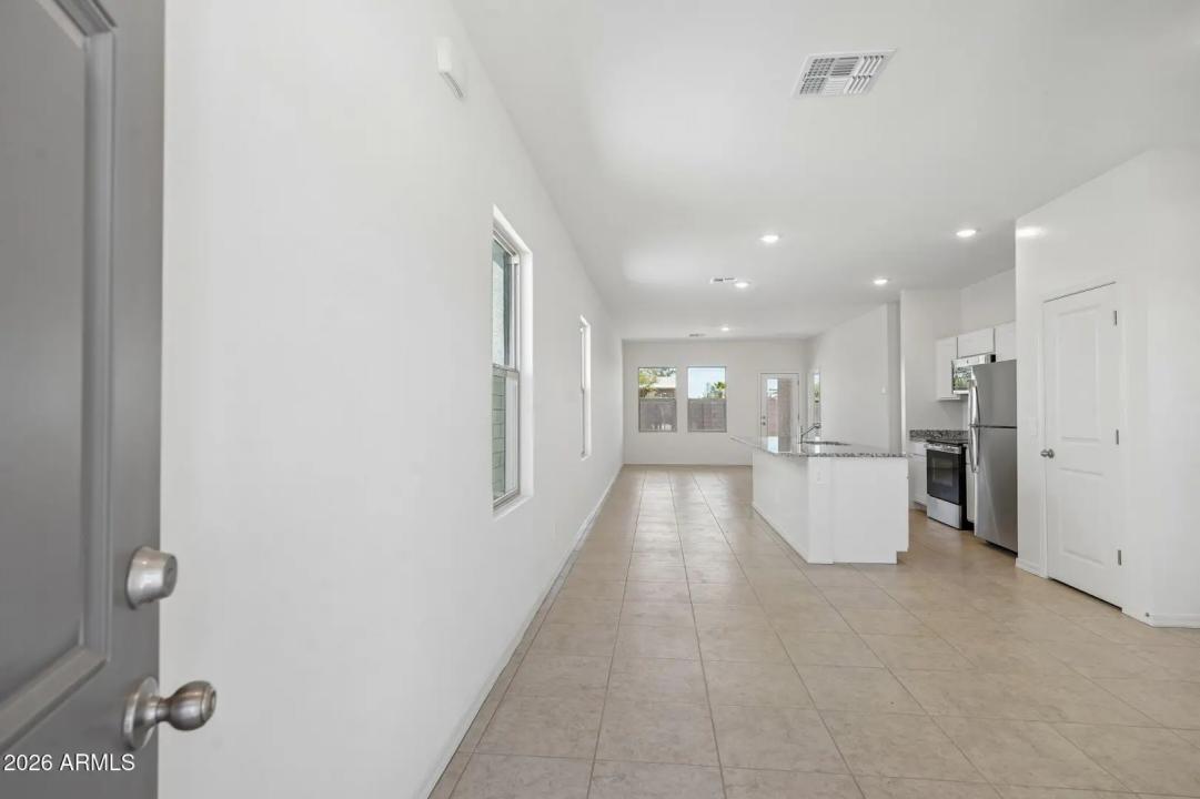 Real Estate Picture 27