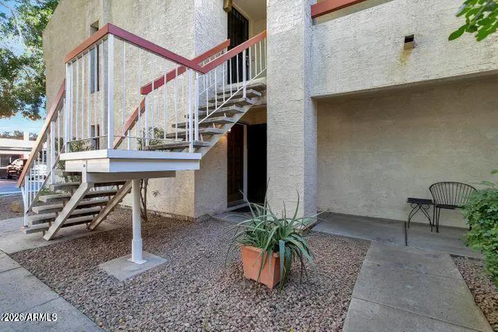 Real Estate Picture 2