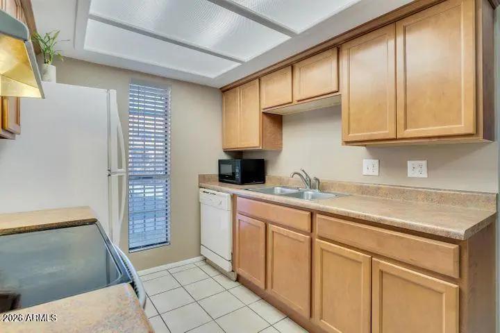 Real Estate Picture 10