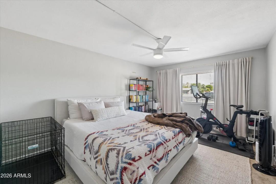 Real Estate Picture 5