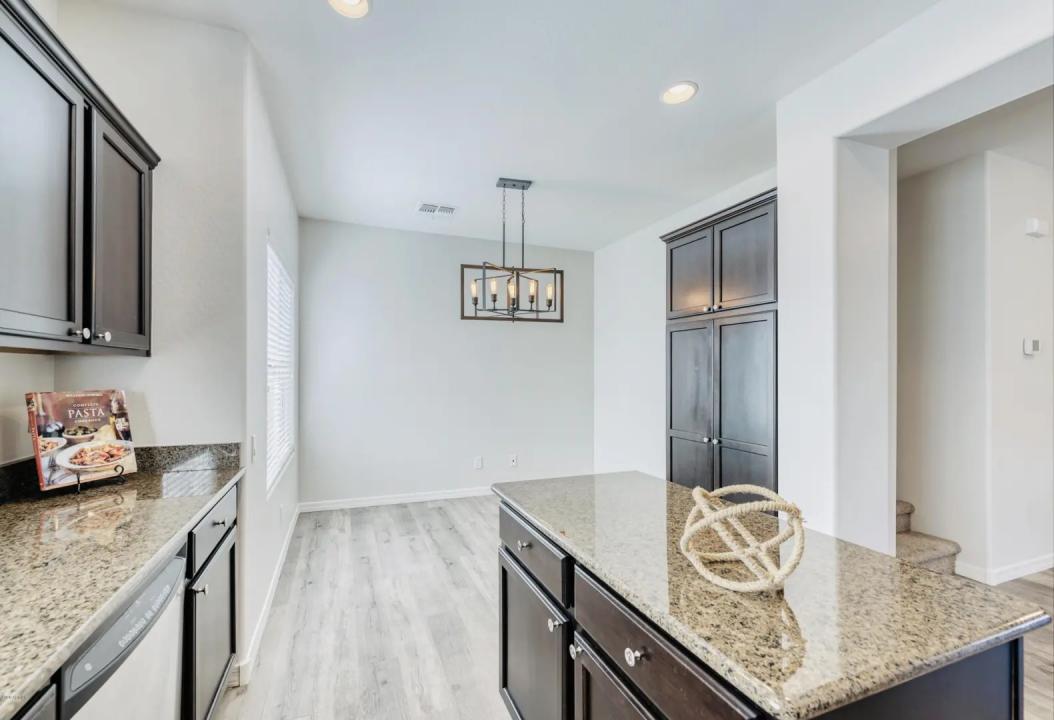 Real Estate Picture 2