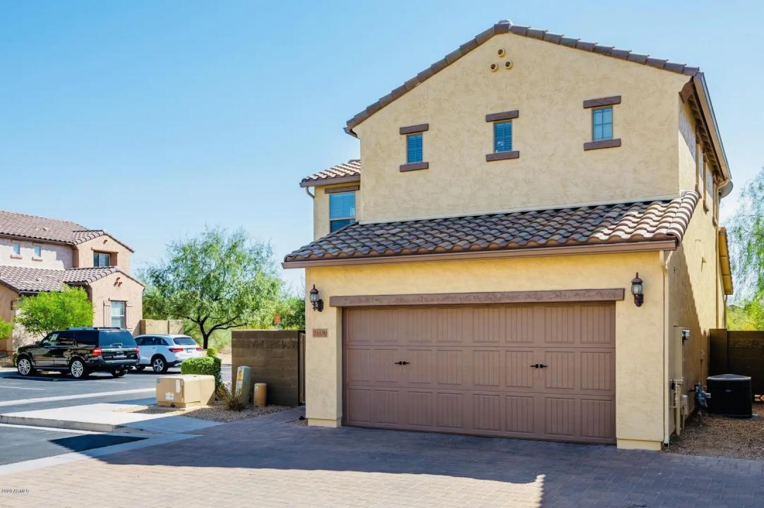 Real Estate Picture 18