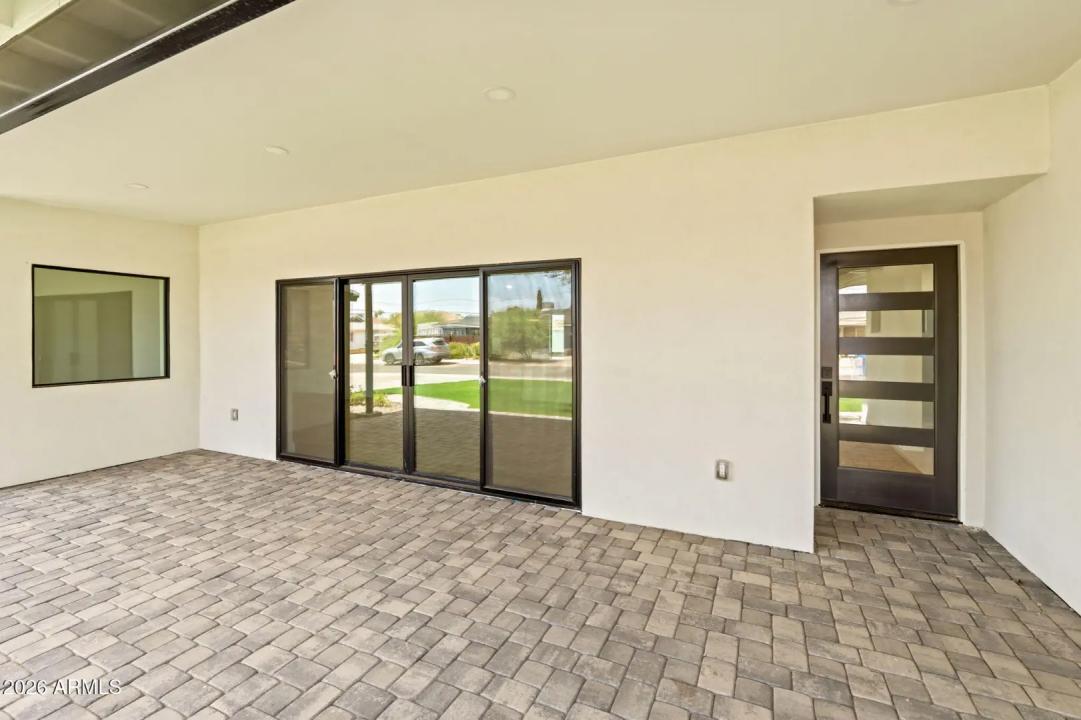 Real Estate Picture 2