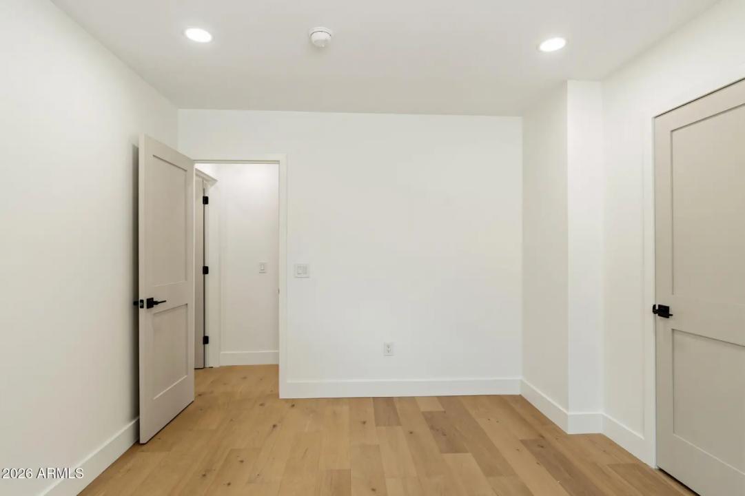 Real Estate Picture 20