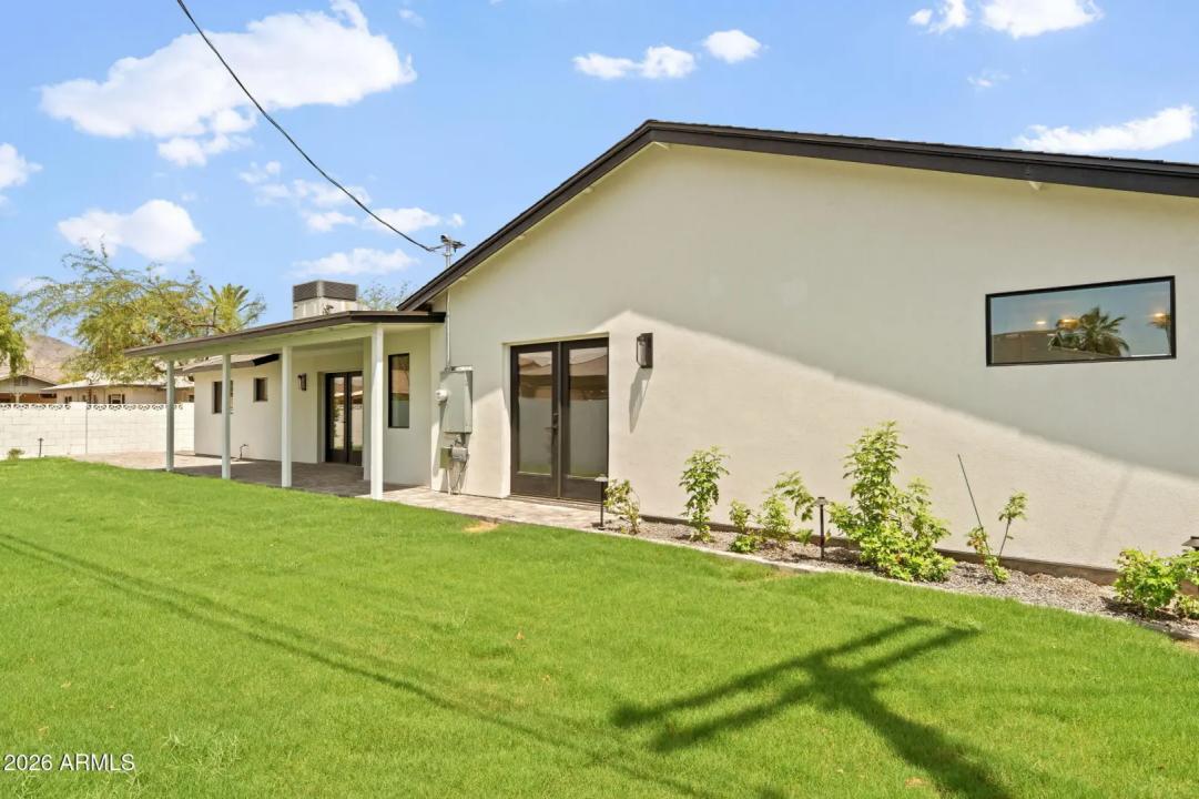 Real Estate Picture 26