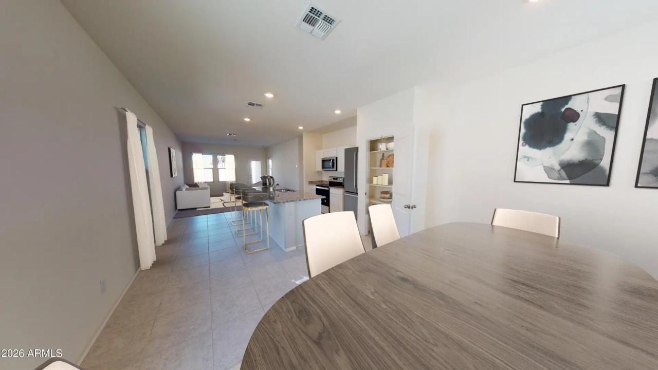 Real Estate Picture 10