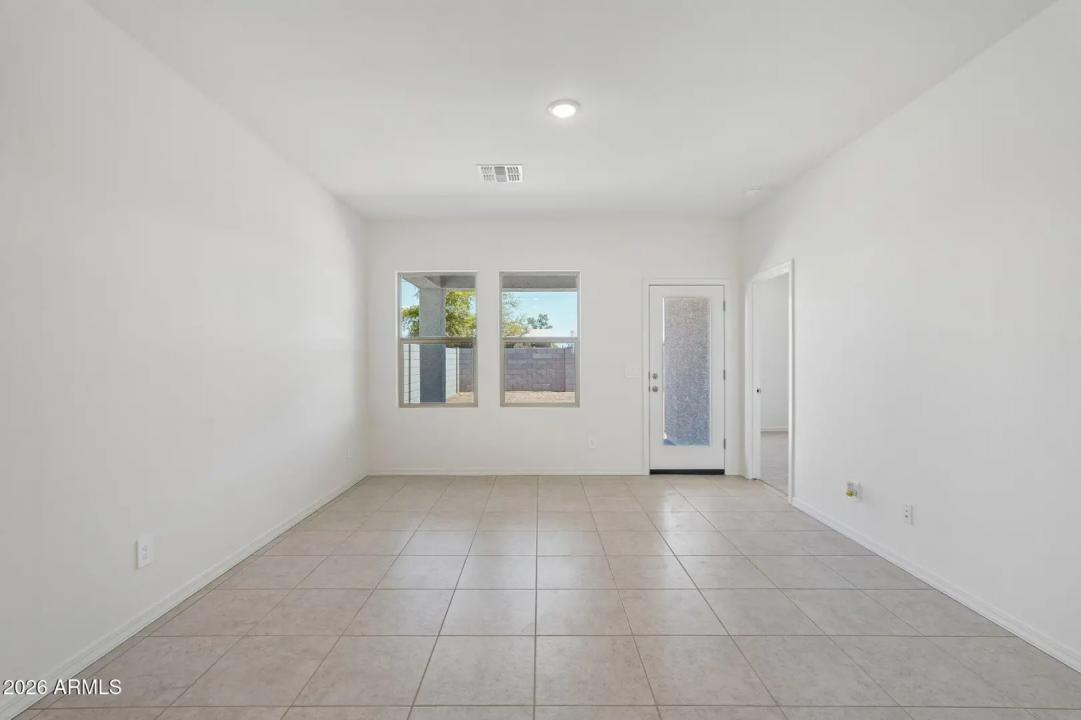 Real Estate Picture 28
