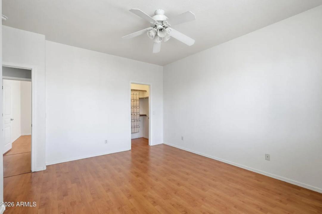 Real Estate Picture 28