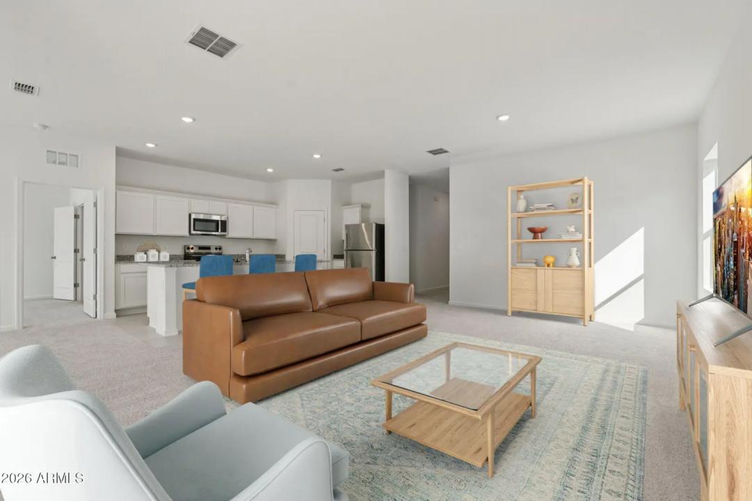 Real Estate Picture 5