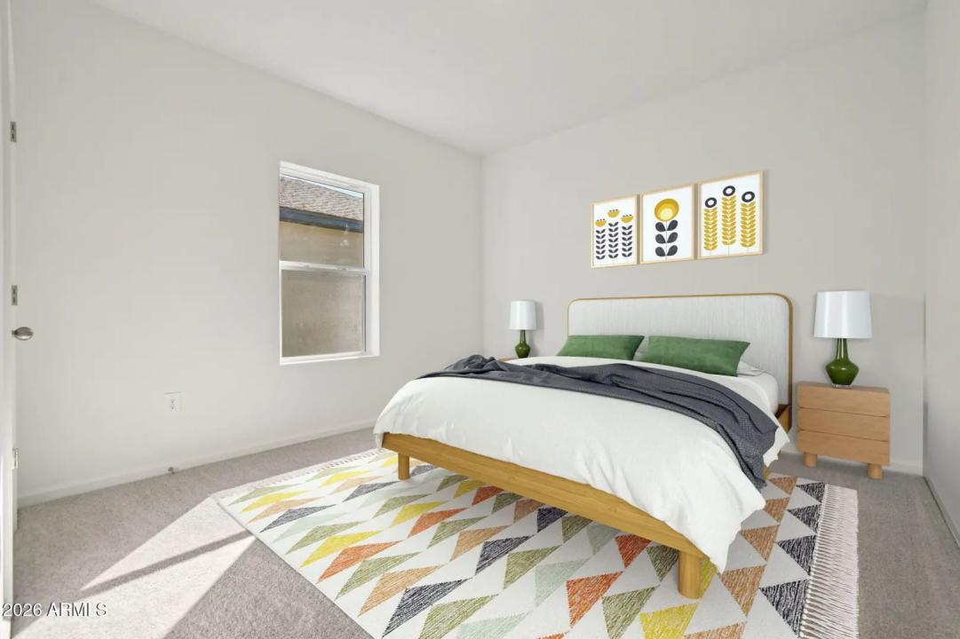 Real Estate Picture 7