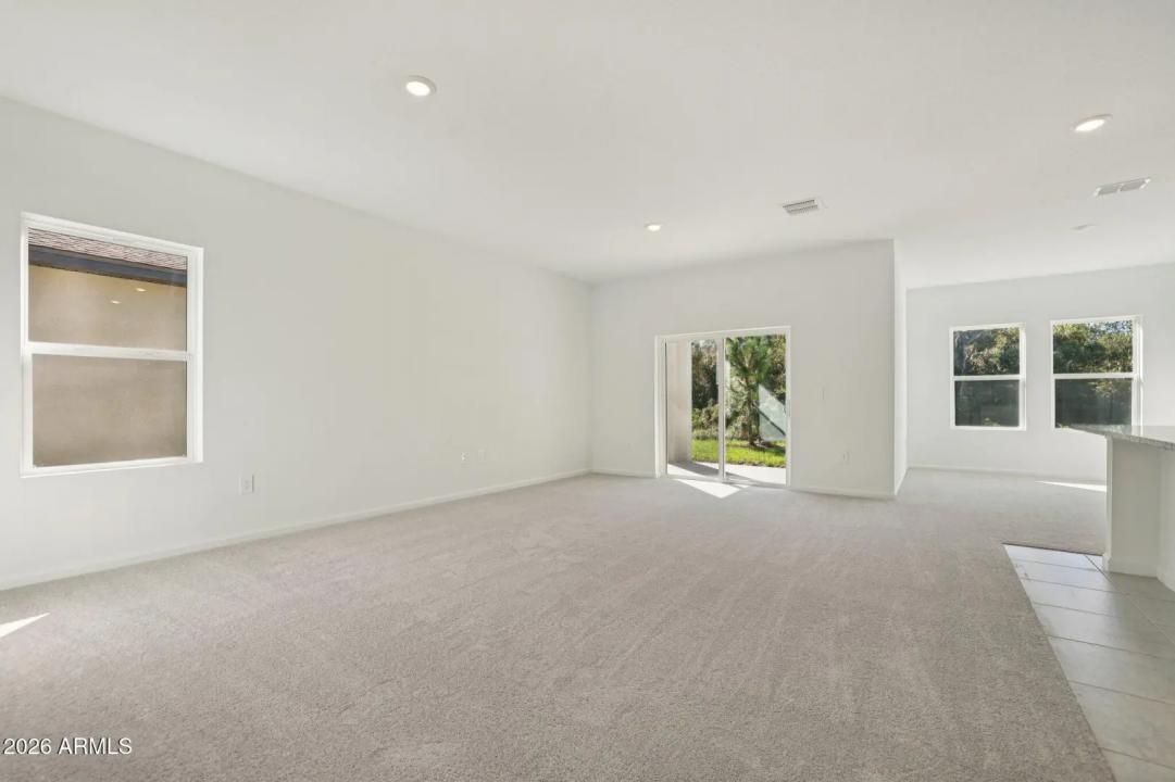 Real Estate Picture 10