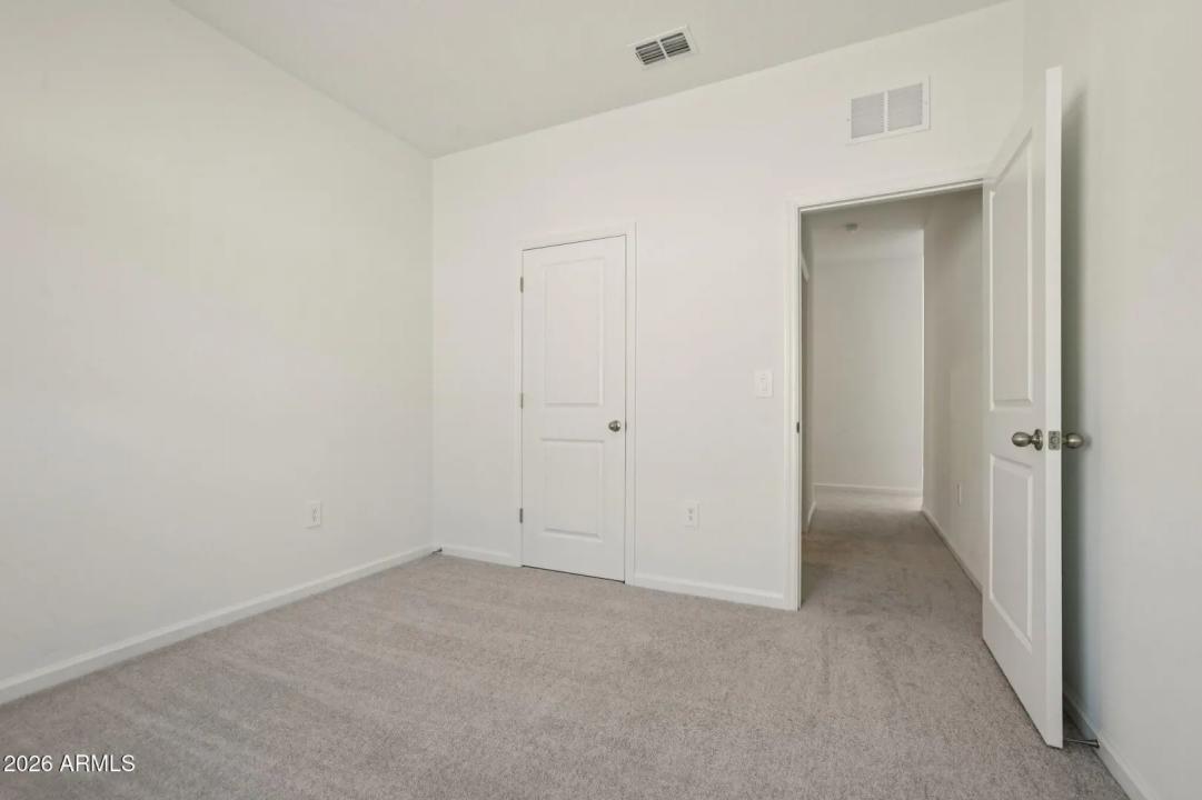 Real Estate Picture 19