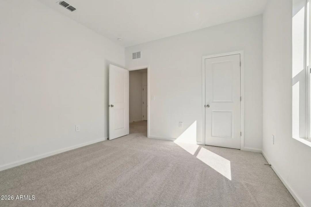 Real Estate Picture 22