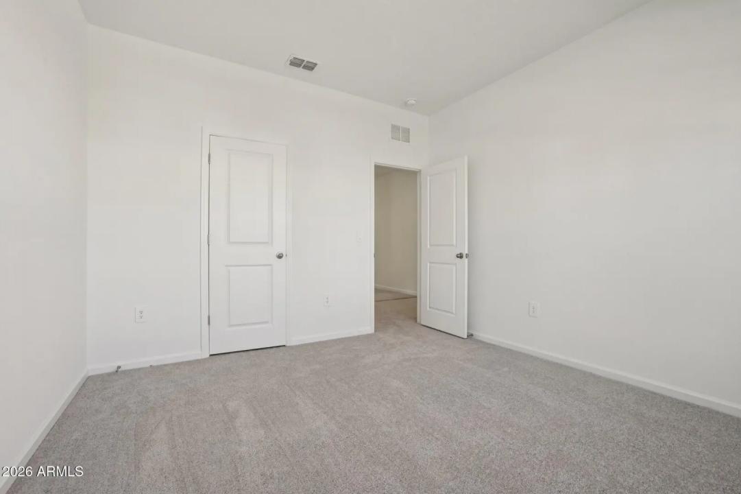 Real Estate Picture 25