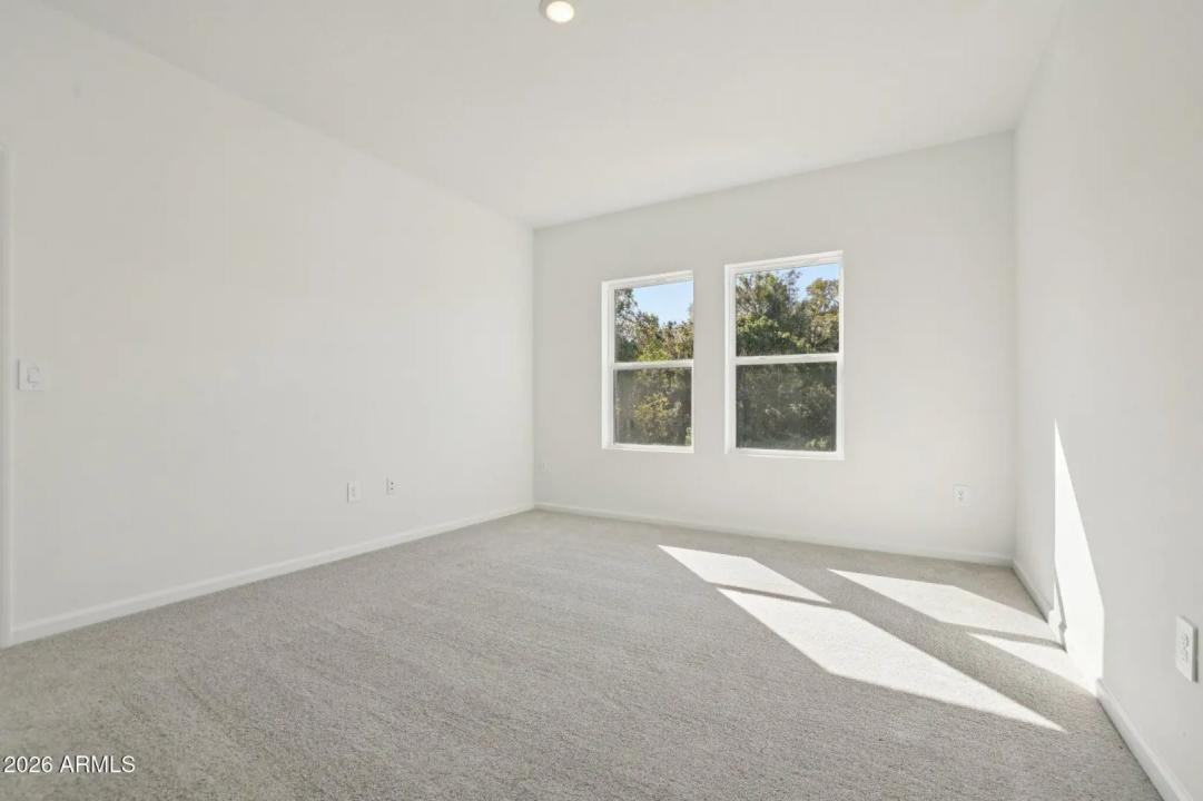 Real Estate Picture 40