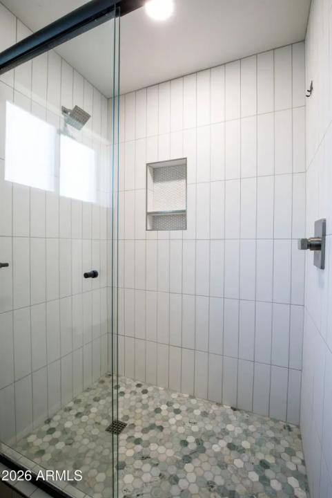 Real Estate Picture 15
