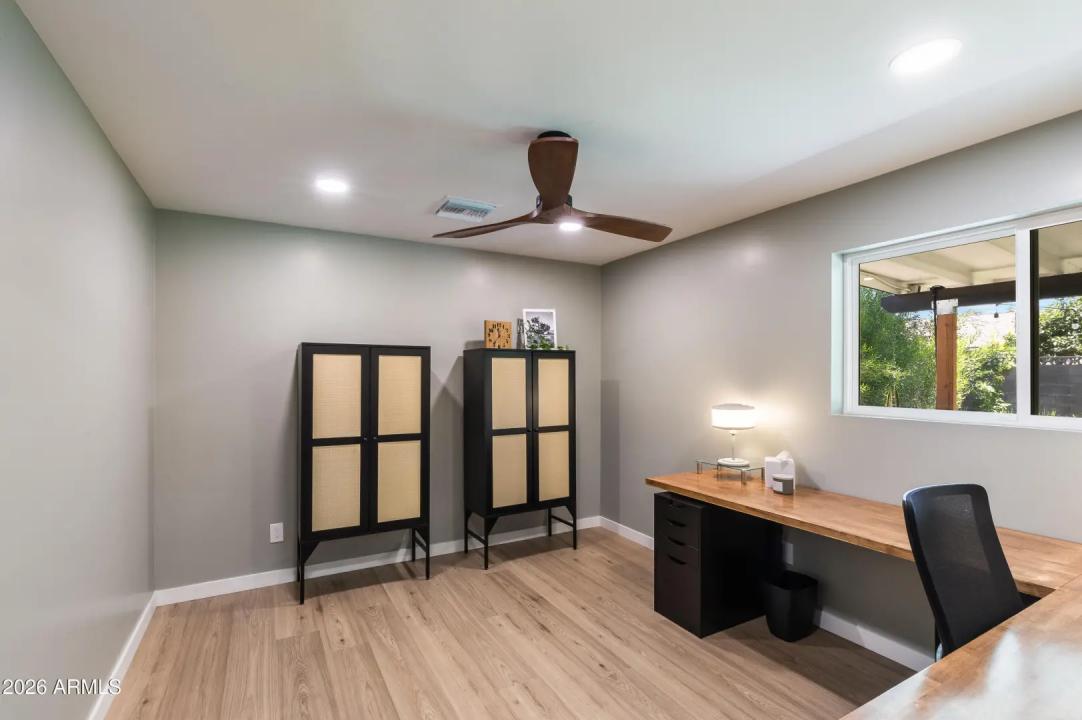 Real Estate Picture 20