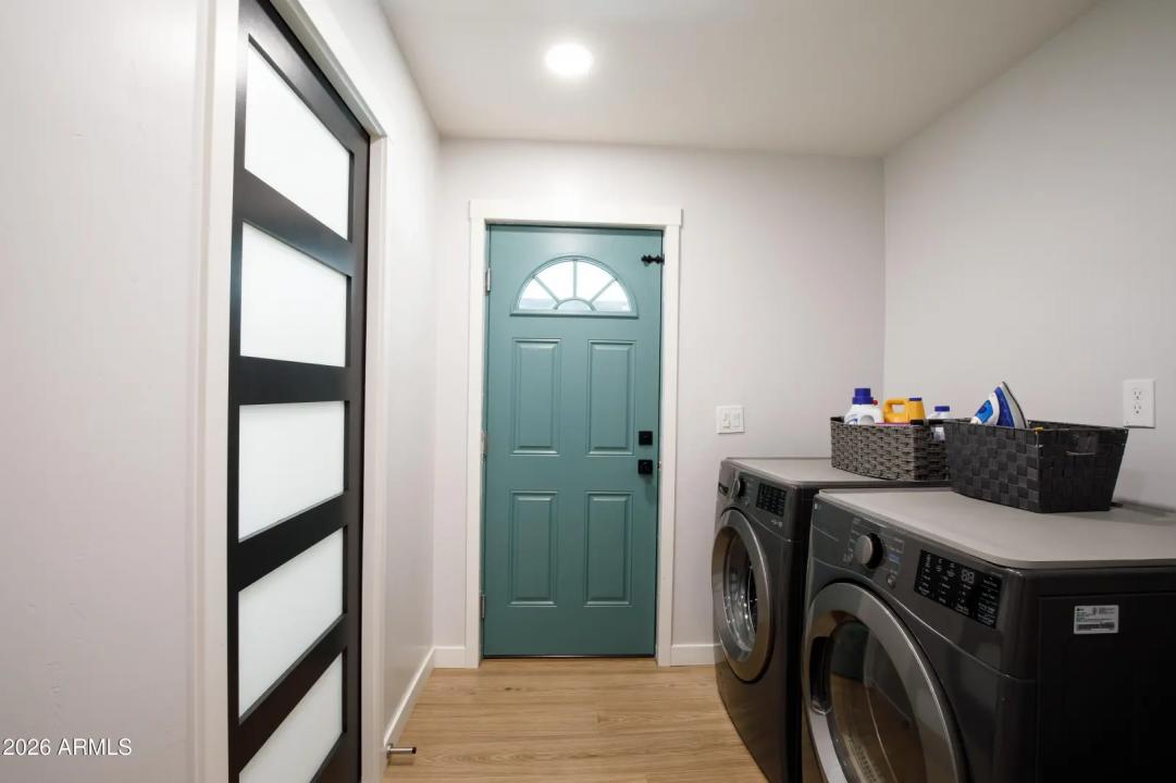 Real Estate Picture 22