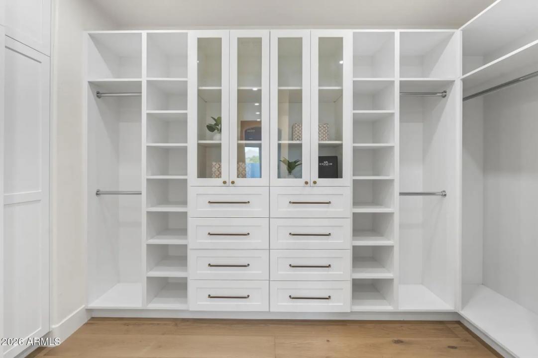 Real Estate Picture 18