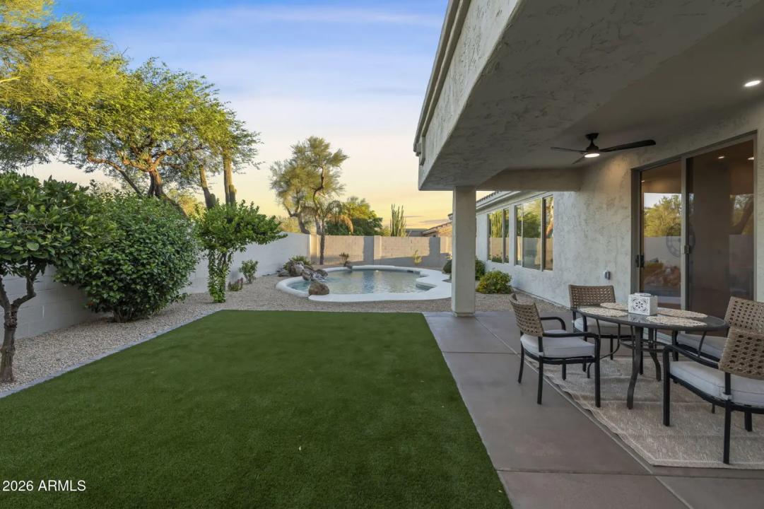 Real Estate Picture 25