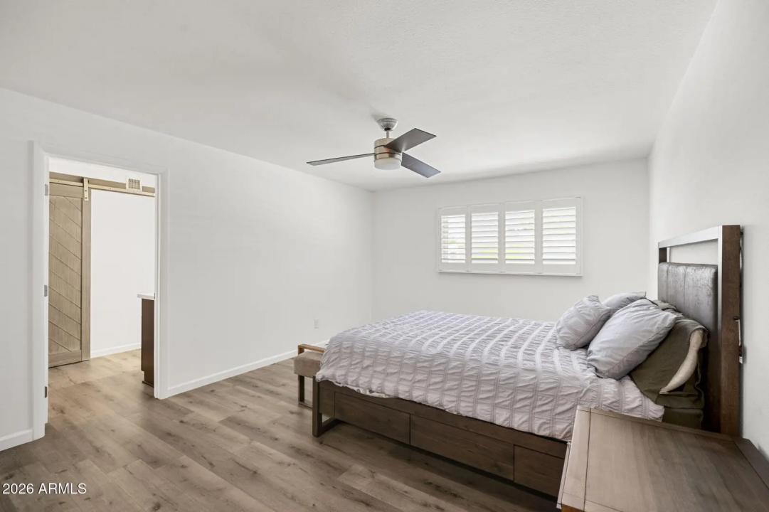 Real Estate Picture 10