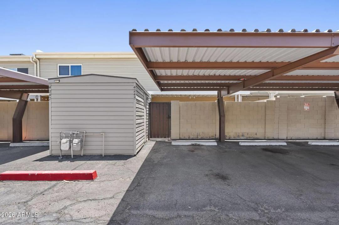 Real Estate Picture 20