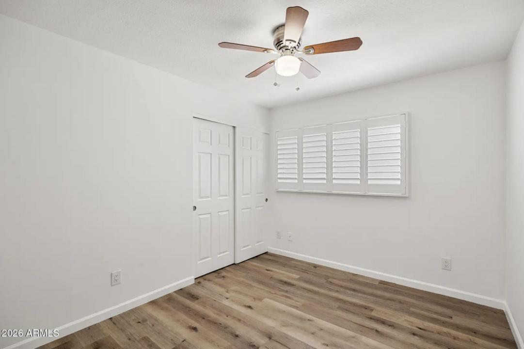Real Estate Picture 14