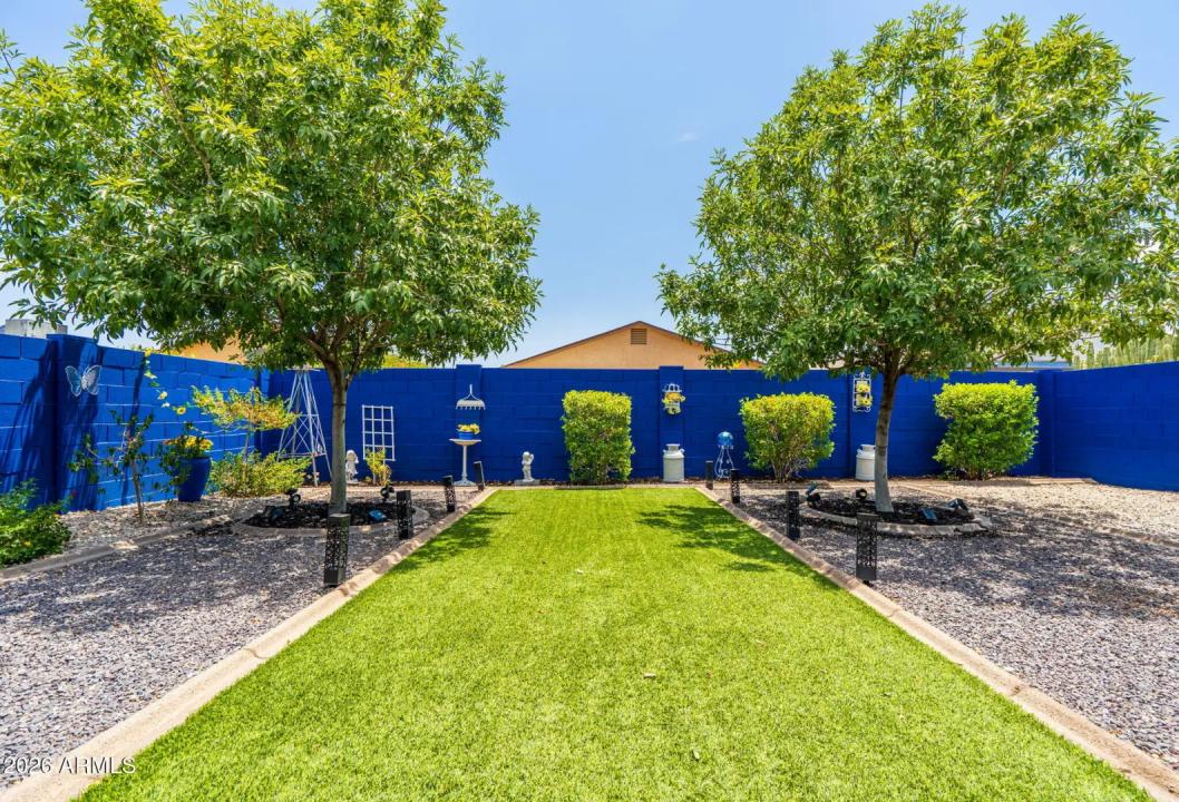 Real Estate Picture 27