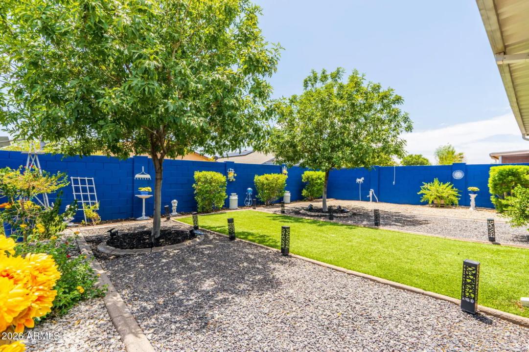 Real Estate Picture 30